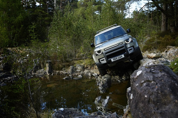 Фото Land Rover Defender 90