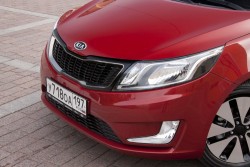   Kia Rio    2012 