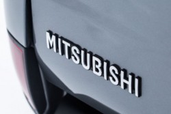 Mitsubishi   450 000 