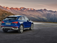 Новый купе-кроссовер Audi Q5 Sportback доступен для заказа в России