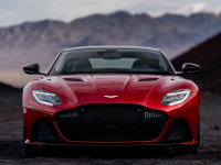 Стала известна цена самой мощной модели Aston Martin для России