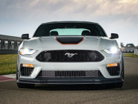 Ford приостановил производство мощных версий Mustang