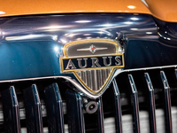 Минпромторг предупредил о росте цен на автомобили Aurus
