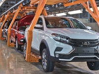 Выпуск автомобилей на заводе АвтоВАЗа может возобновиться в начале июня
