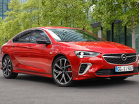 Opel досрочно снимет с производства Insignia, её место в 2025 году займёт кроссовер