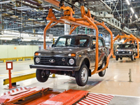 «АвтоВАЗ» продолжает производство некомплектных автомобилей