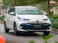 Обновлённый бюджетник Toyota Yaris: теперь и седан