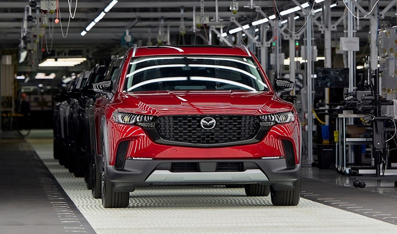 Началось производство кроссовера Mazda CX-50, который достанется не всем
