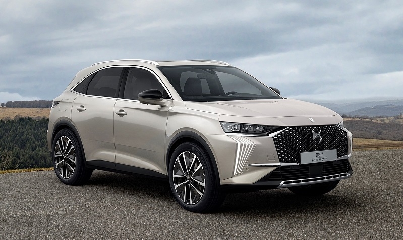   DS 7:  ,     Crossback
